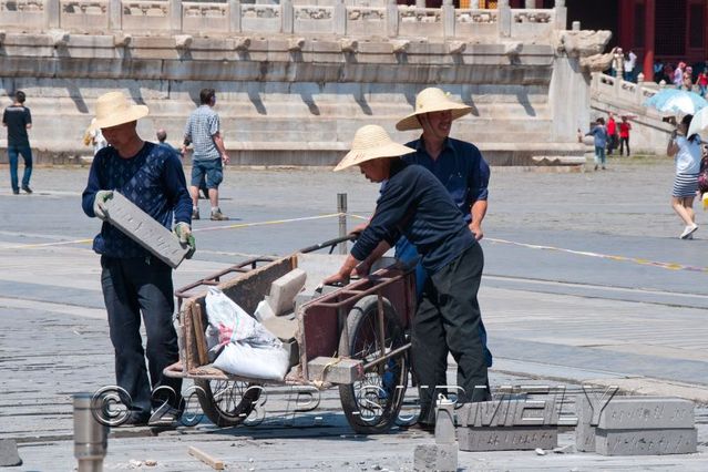 Beijing (Pkin)
Travaux dans la Cit Interdite (Palais d'Hiver)
Mots-clés: Asie;Chine;Beijing;Pkin