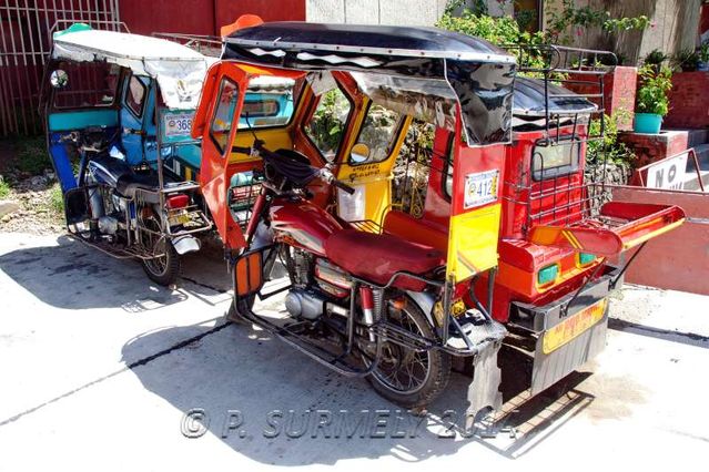 Tricycle
Mots-clés: Asie;Philippines