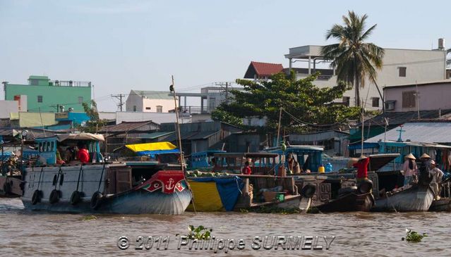 Au march flottant
Mots-clés: Asie;Vietnam;Cantho;Mkong;march