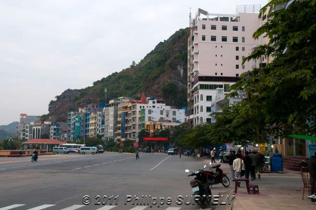 Bord de mer
Mots-clés: Asie;Vietnam;Halong;Catba