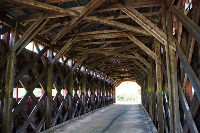 Saint Placide
Le pont couvert (le seul restant dans la rgion)
Mots-clés: Amrique;Canada;Qubec;Charlevoix
