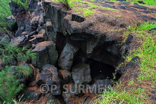 Lave prs du Cratre 1986
Mots-clés: Europe;France;DOM;Runion;volcan;lave