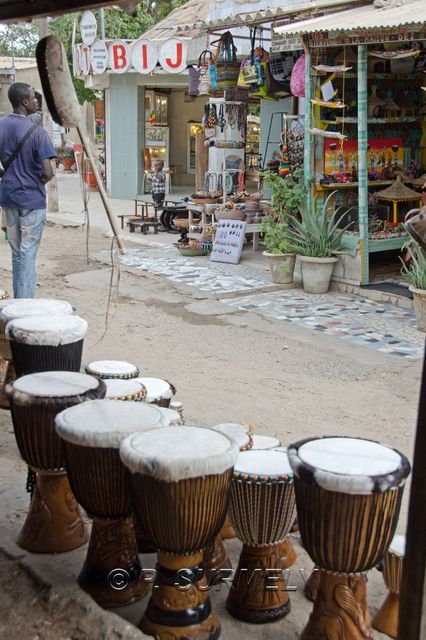 Dakar
Mots-clés: Afrique;Sngal;Dakar;march