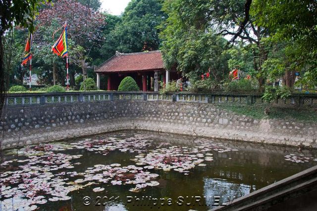 Temple Den Vua Dinh
Mots-clés: Asie;Vietnam;Den Vua Dinh;glise