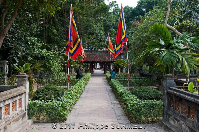 Temple Den Vua Dinh
Mots-clés: Asie;Vietnam;Den Vua Dinh;glise