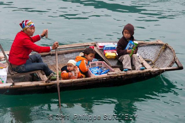Vendeurs sur l'eau
Mots-clés: Asie;Vietnam;Halong;Unesco