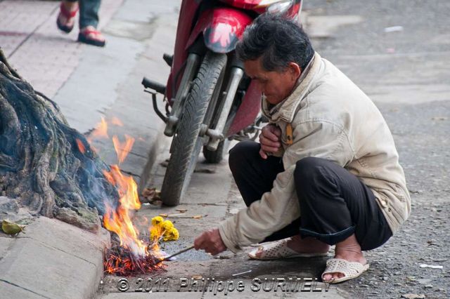 Offrande
Mots-clés: Asie;Vietnam;Hue