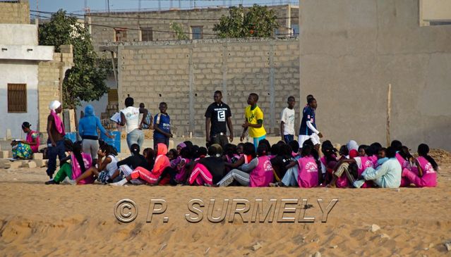 Kammba : cole en plein air
Mots-clés: Afrique;Sngal;Kammba