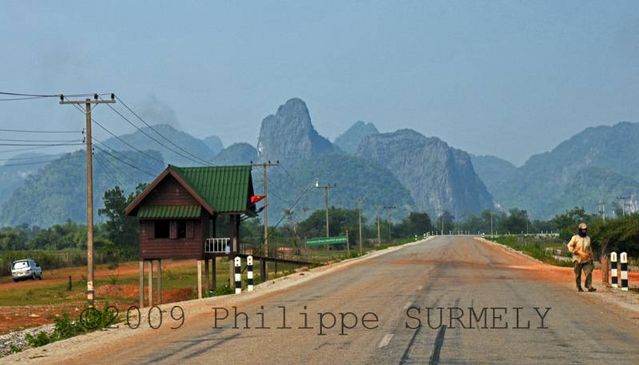 au long de la route 12
Mots-clés: Laos;Asie;Thakhek