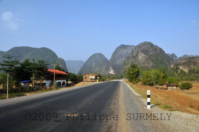 au long de la route 12
Mots-clés: Laos;Asie;Thakhek