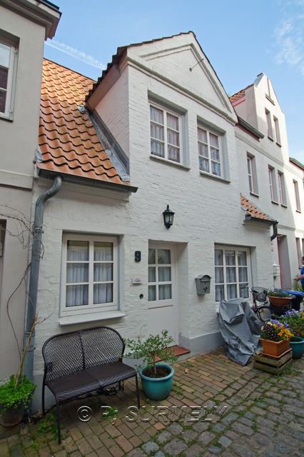 Lbeck: maison dans une ruelle
Mots-clés: Europe;Allemagne;Schlesswig-Hohlstein;Lbeck
