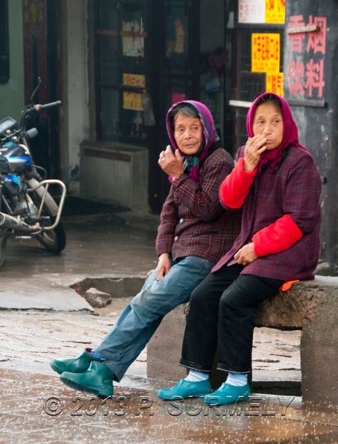 Luzhi
Personnes ges
Mots-clés: Asie;Chine;Luzhi