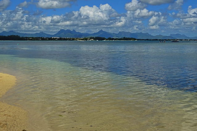 Plage de Mon Choisy
Mots-clés: Afrique;Ocan Indien;Ile Maurice;Maurice;Mon Choisy