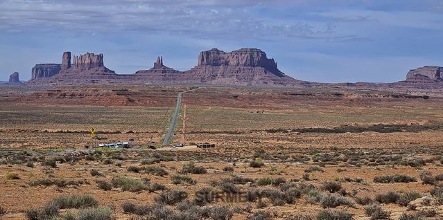 Monument Valley
Mots-clés: Amérique;Etats-Unis;USA;Arizona;Monument Valley;parc