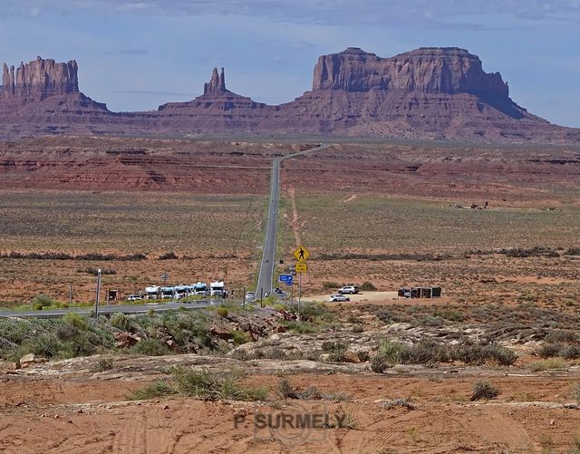 Monument Valley
Mots-clés: Amérique;Etats-Unis;USA;Arizona;Monument Valley;parc