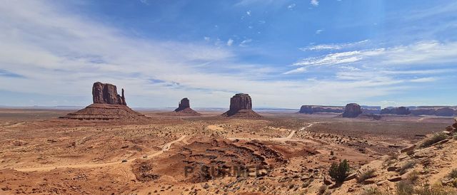 Monument Valley
Mots-clés: Amérique;Etats-Unis;USA;Arizona;Monument Valley;parc