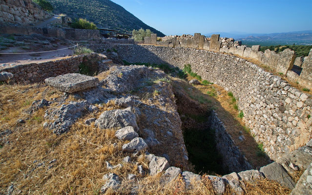 Mycnes
Cercle de tombes A
Mots-clés: Europe;Grce;Ploponnse;Mycnes