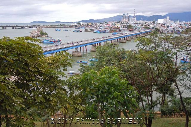 Vue sur la ville
Mots-clés: Asie;Vietnam;NhaTrang