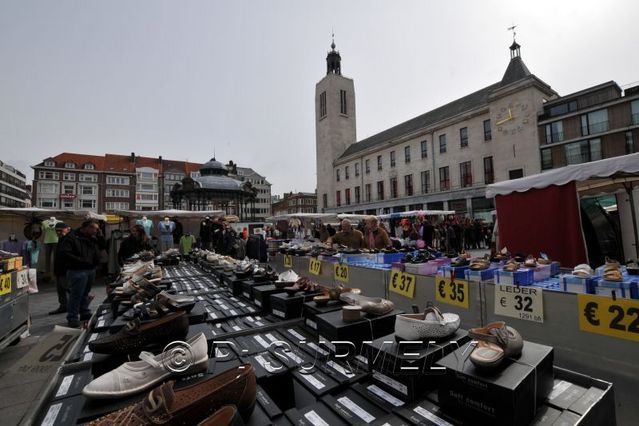 Ostende
March
Mots-clés: Europe;Belgique;Ostende;march