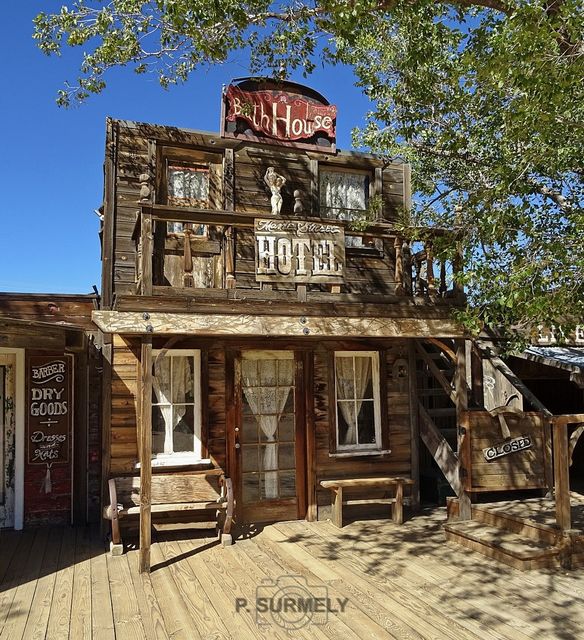 Pioneertown
Mots-clés: Amérique;Amérique du Nord;Etats-Unis;USA;Californie;Pioneertown;cinema