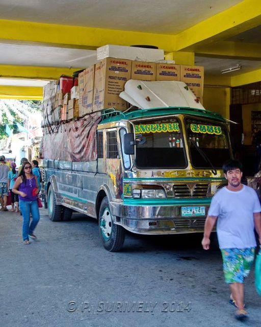 Puerto Galera
Camion de livraison
Mots-clés: Asie;Philippines;Mindoro;Puerto Galera;march