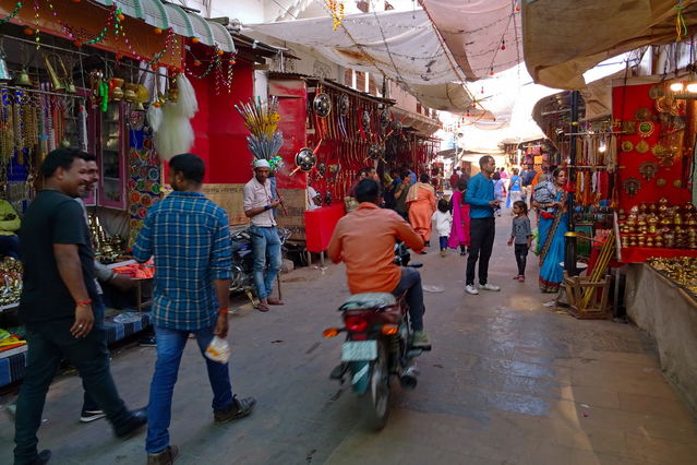 Dans les rues de Pushkar
Mots-clés: Asie;Inde;Rajasthan;Pushkar