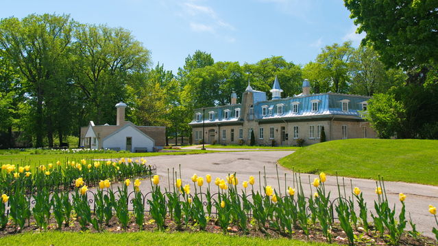 Qubec
Parc du Bois de Coulonge
Mots-clés: Amrique;Canada;Qubec