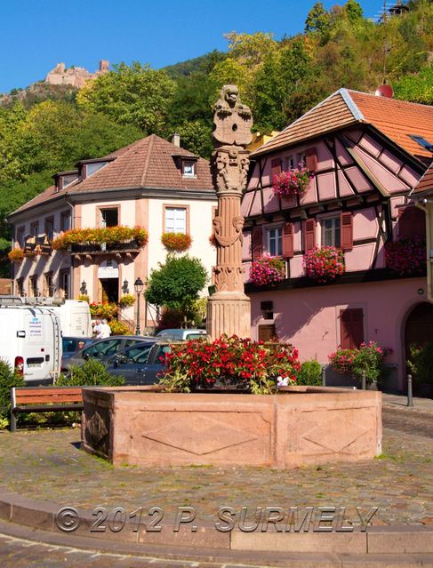 Ribeauvill
Fontaine place de la Rpublique
Mots-clés: Europe;France;Alsace;Ribeauvill;Monument historique