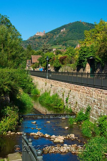 Ribeauvill
La Streng avec les chteaux en arrire plan
Mots-clés: Europe;France;Alsace;Ribeauvill;Monument historique