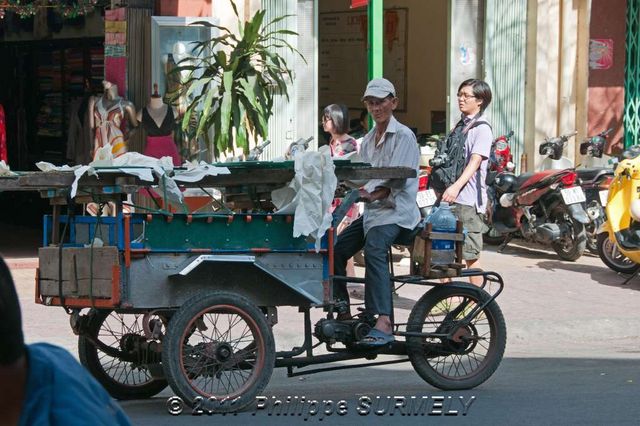 Le vitrier
Mots-clés: Asie;Vietnam;Saigon;HoChiMinhVille