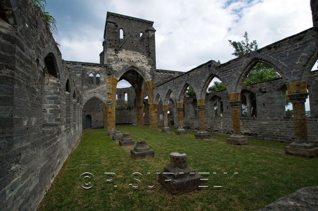 Saint George
Unfinished Church
Mots-clés: Amrique du Nord;Bermudes;Saint George;glise