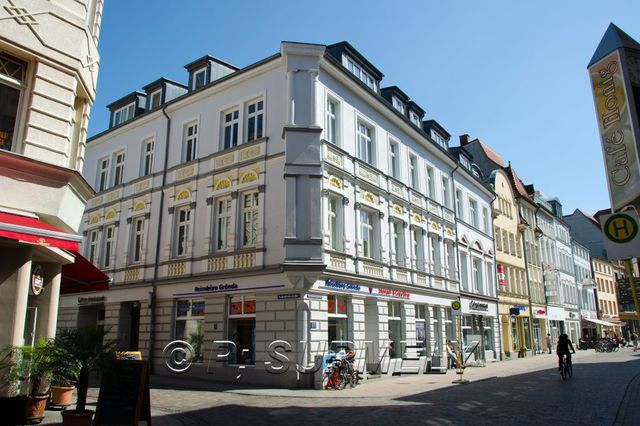 Schwerin: rue
Mots-clés: Europe;Allemagne;Mecklenburg;Vorpommern;Schwerin