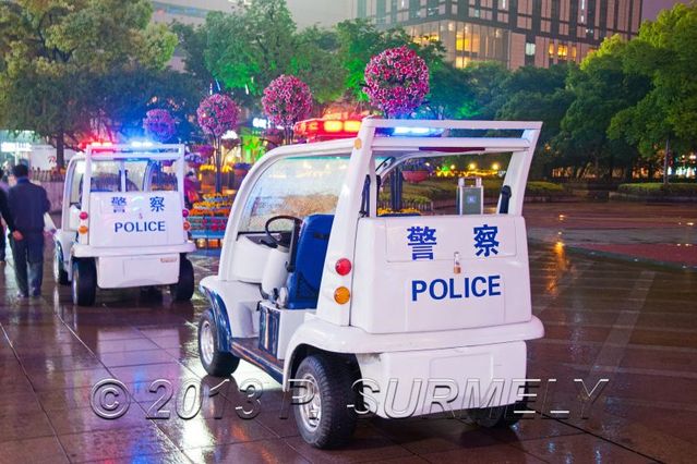 Shanghai
Vhicules lectriques de police sur Nanjing Road
Mots-clés: Asie;Chine;Shanghai