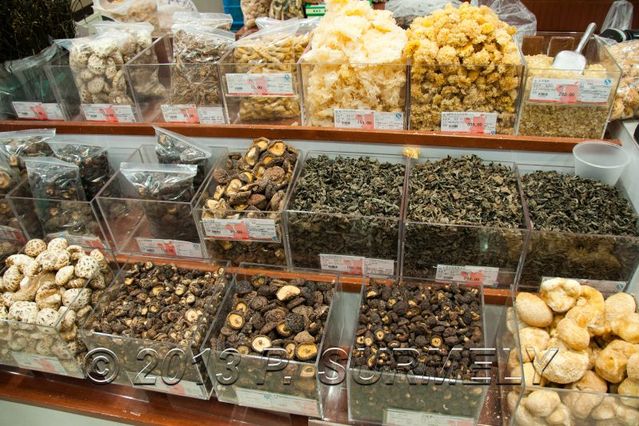 Shanghai
Commerce alimentaire de luxe : champignons
Mots-clés: Asie;Chine;Shanghai