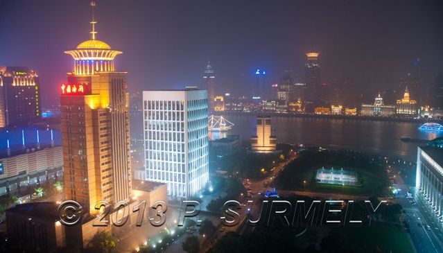 Shanghai
Vue nocturne sur Pudong et le Bund depuis la Tour de Tlvision
Mots-clés: Asie;Chine;Shanghai