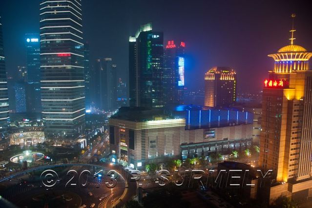 Shanghai
Vue nocturne sur Pudong depuis la Tour de Tlvision
Mots-clés: Asie;Chine;Shanghai