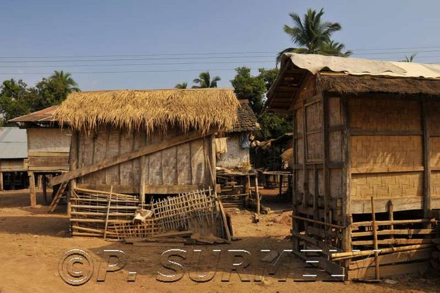 Thathod
maison traditionnelle
Mots-clés: Laos;Asie;Thakhek