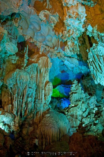 Tien Cung Cave
Mots-clés: Asie;Vietnam;Halong;grotte;Unesco