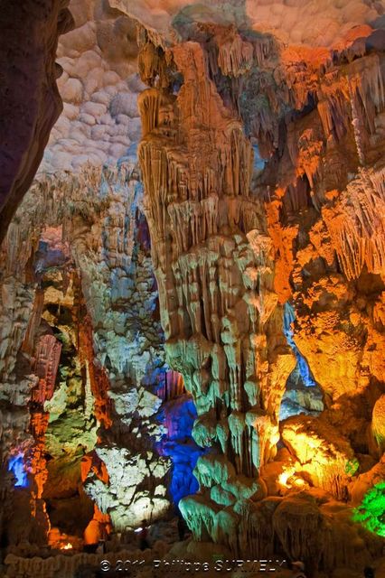 Tien Cung Cave
Mots-clés: Asie;Vietnam;Halong;grotte;Unesco