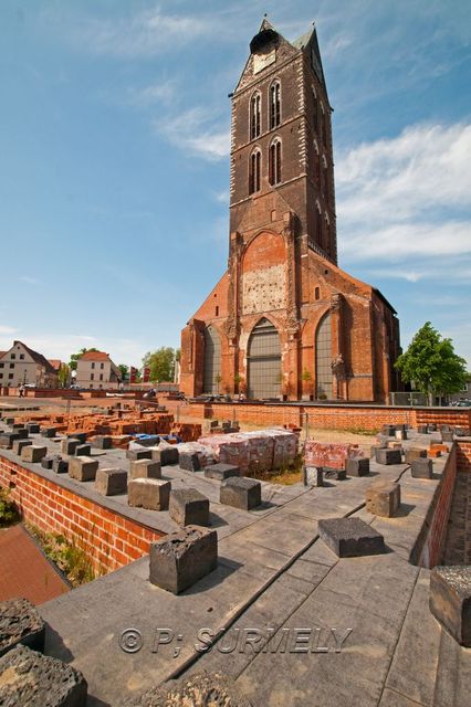 Wismar: glise dtruite
Mots-clés: Europe;Allemagne;Mecklenburg;Vorpommern;Wismar;glise